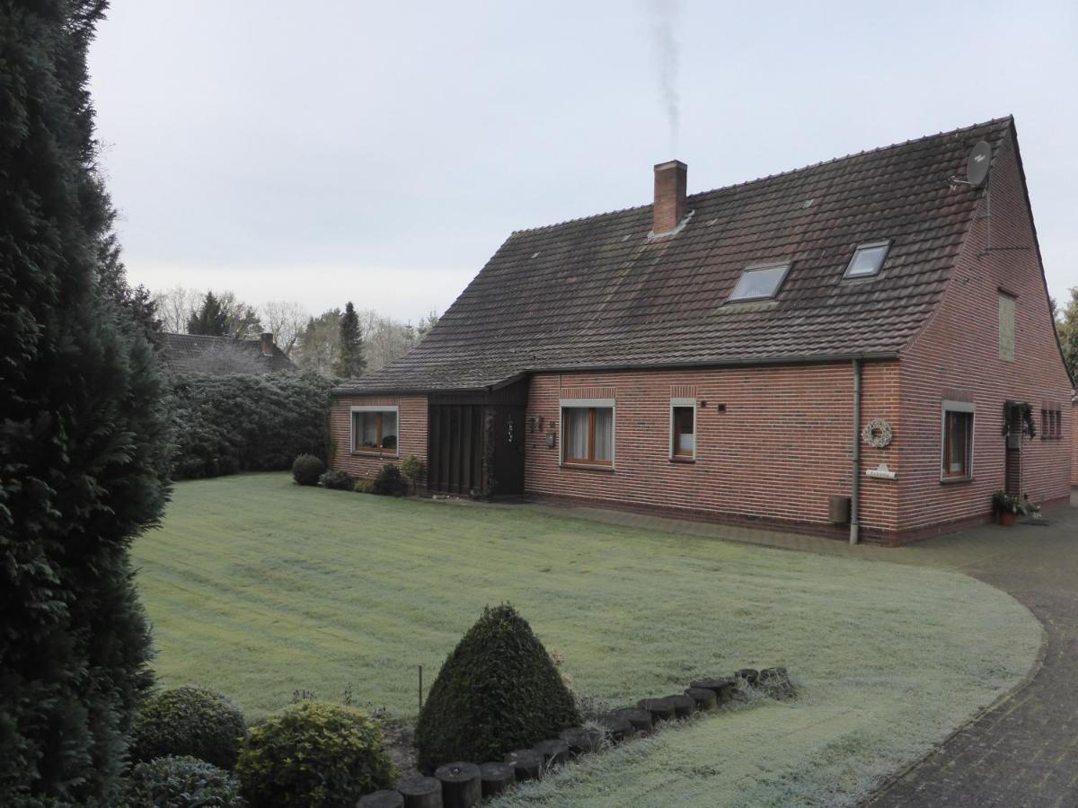 Ferienwohnung Bredehoeft Gnarrenburg Bagian luar foto